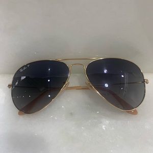 Ray Ban Aviator polarized Large gold sunglasses